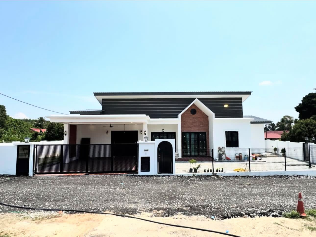 Bungalow Kg Pelet